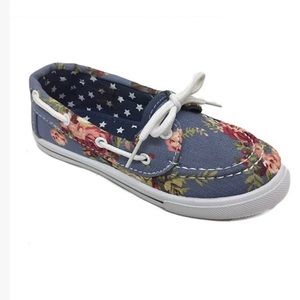 NIB Light Denim Floral Boat Shoe